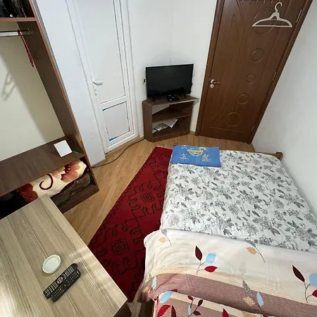Bed & Breakfast El Fa Ge Sa Bajram Curri